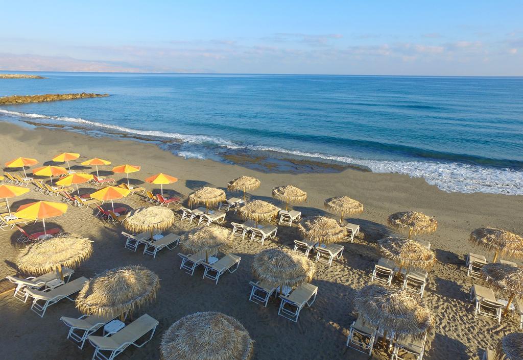 Alexia Beach Hotel Agia Marina Dış mekan fotoğraf